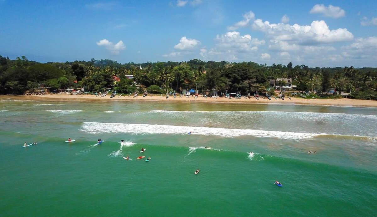 Alma Beach Hotel Weligama Zewnętrze zdjęcie