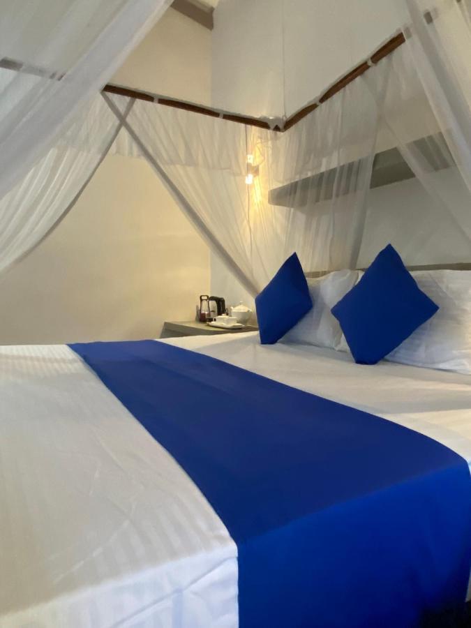 Alma Beach Hotel Weligama Zewnętrze zdjęcie